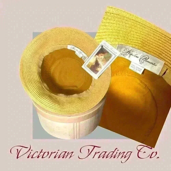 1920's Dry Mum Cloche Flapper Straw Hat With Floral Accents & Hat Box Vintage Fa - Picture 4 of 5